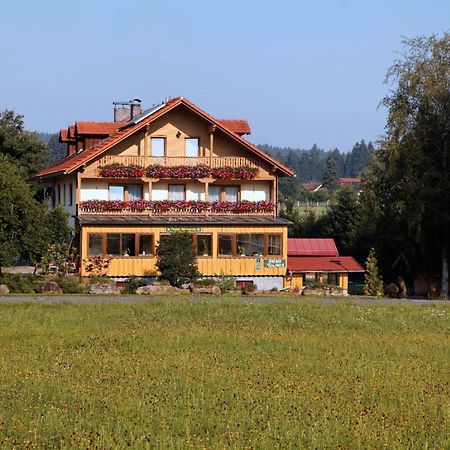 Pension Wiesengrund นอยเชอเนา ภายนอก รูปภาพ