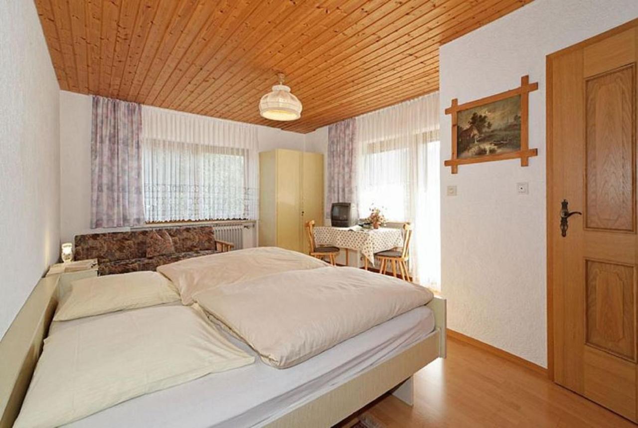 Pension Wiesengrund นอยเชอเนา ภายนอก รูปภาพ